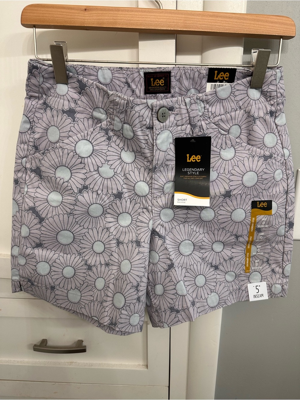 Lee Women's Lavender Floral Daisy Shorts legendary 5” size 0